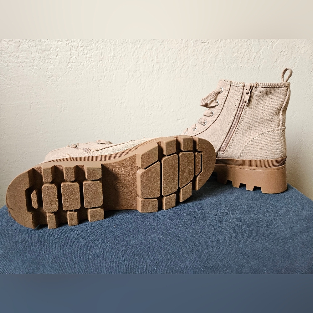 Combat Boots - Picture 3 of 9